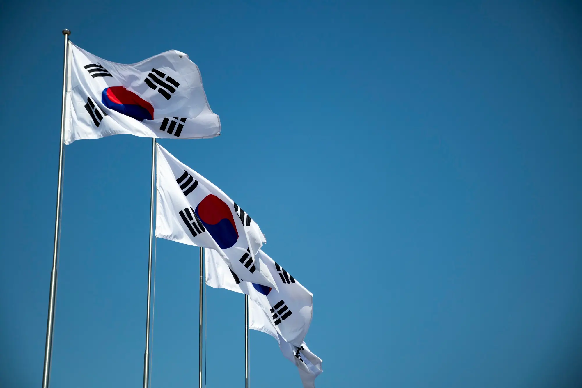Daeryun Law Firm's explanation of registration as a person of distinguished service to the State