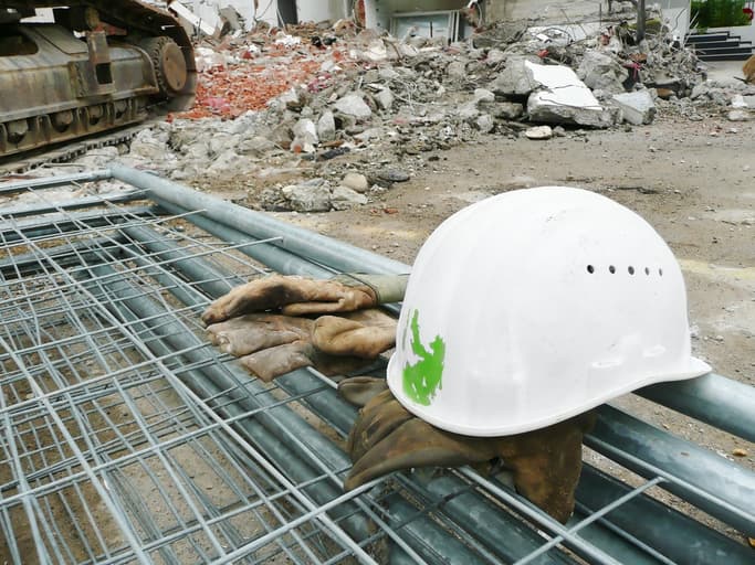 Criteria for public disclosure of workplaces where industrial accidents occur