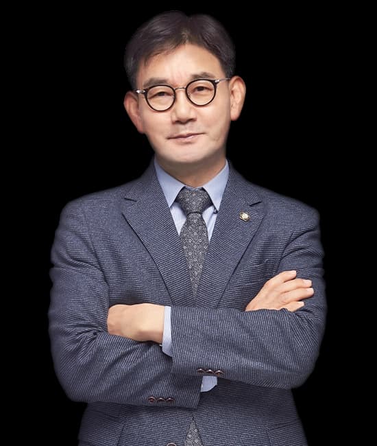 Attorney HanSik CHOI